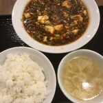 万豚記 - 四川麻婆豆腐ランチ