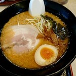 Ramen ichi bamboshi - 赤とんおつ835円