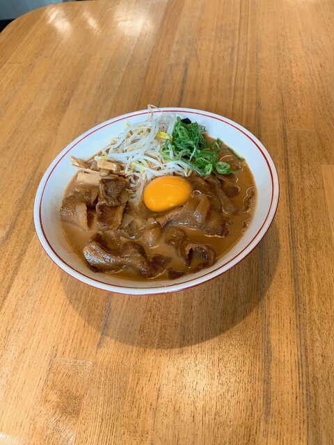 レシピ 徳島 ラーメン ラ王の豚骨醤油ラーメンで簡単！徳島ラーメン！ レシピ・作り方