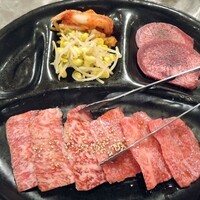 川崎名物 炭火焼肉 食道園 - 