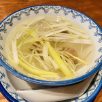 味の牛たん 喜助 - テールスープ