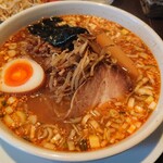 Ajiru - 豆鶏辛味噌麺