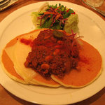 パンケーキママカフェ VoiVoi - ホットチリビーンズのメキシカンパンケーキ