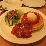 パンケーキママカフェ VoiVoi - カポナータパンケーキ