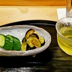 勢麟 - 目の前で作った浅漬け