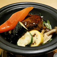 個室会席 北大路 銀座本店 - すき焼き風 和牛ハンバーグ