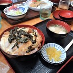 くつろぎ亭ひこべえ  - 我輩が食ったロースカツ丼