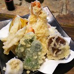 手打ちそばと朝宮茶の店 黒田園 - 天ぷら盛り合わせ②
