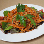 Carrot shirishiri balsamic salad