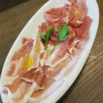 プロント - パルマ産生ハム切り落としとパンチェッタ 480円