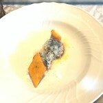 La Brianza - ひよこ豆のパネッレとマッシュルームにチーズ、パネッレほくほくおいしい。マッシュルームジューシーだし、チーズのアクセントいい感じ♡