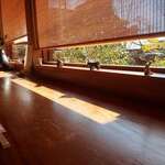 魚栄 - 店内の様子