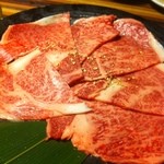 食彩和牛しげ吉 - リブロース薄切り　焼きしゃぶで