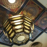 個室中華 頤和園 溜池山王店 - 天井のランプ、好きです