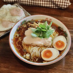 麺座 かたぶつ - ころにぼ 味玉 チャーシューエッグ