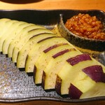 炭火焼鳥と水炊き 五郎一 - 水茄子の刺身