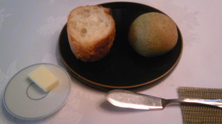 Hanamokuren - トランブルーのパン