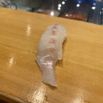 Tsukiji Sushisen - 活け〆たい　298円