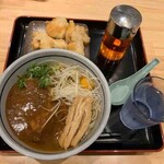 おにやんま - 牛バラカレーうどん、とり天