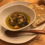 おしどり - アワビのアヒージョ