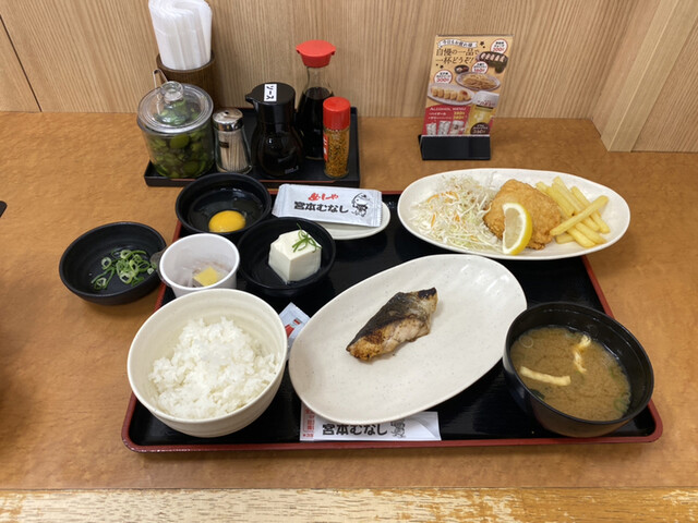 宮本むなし 京阪京橋駅前 京橋 定食 食堂 食べログ