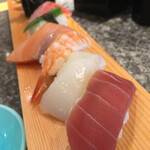 Kaitenzushi Sen - Aランチ(税込880円)(2020.07.現在)
      