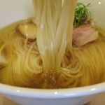 RAMEN RS 改 - 鶏出汁艶塩の麺