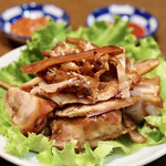 韓国焼肉料理 楽園亭 - 豚足（チョッパル）