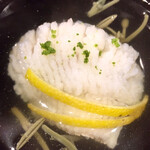 鳥田中 - 今日の椀物は瀬戸内の鱧とじゅん菜でした