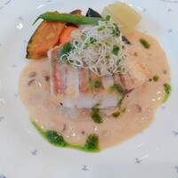 Chez T’S - お魚 イトヨリ ニョッキとホワイトソース グリル野菜