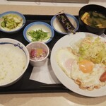 Matsuya - ソーセージエッグW定食のご飯ミニ