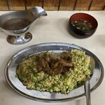 武内食堂 - かしわバターチャーハン