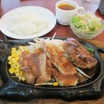 くいしんぼステ－キハウス - とんとろ＆ハンバーグランチ