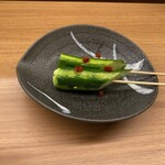 担々麺あづま屋 - 屋台風！胡瓜の一本漬け