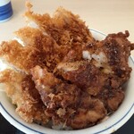 Katsuya - 黒胡椒から揚げとチキンカツの合い盛り丼　￥590