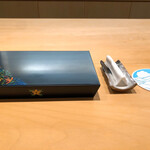 すし処 美波 - 個人的に指を拭く用のおしぼりがあるのが好き