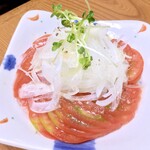 十八番 - トマトオニオンサラダ。
