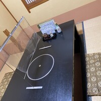 割烹 むら山 - 御接待等、飛沫を防ぐ透明な仕切りも御利用頂けます