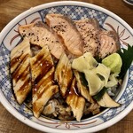 磯丸水産 - サーモンと穴子の炙り丼税抜880円