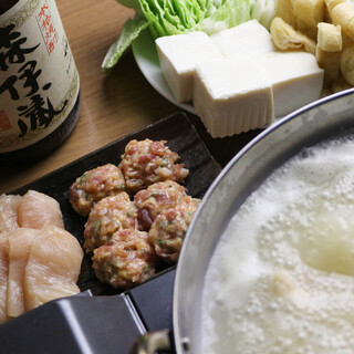 Warm your mind and body... “Hakata Hot Pot” that oozes the flavor of chicken