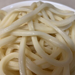 橋本製麺所 - 普通程度の太さ、鈍い艶。
                                とても強い弾力を有していた。