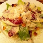 ピッツェリア ノーチェ - ロメインレタスとラディッキオロッソのサラダ