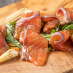 花畑牧場ラクレットチーズ×夜景×肉バル ラ・リゾート - 