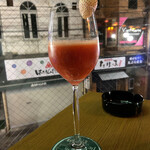 バー グランダッド - いちごのカクテル