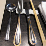 アーム・ドゥ・ギャルソン - カトラリー