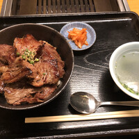 焼肉家 KAZU 神楽坂 - 