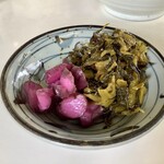 天ぷら家えび蔵 - 【セルフのお漬物】しば漬けと高菜の油炒め