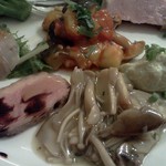 ラ・ベットラ・ダ・オチアイ - 鴨、ラタトゥイユ、アボカドのディップ、茸のマリネ