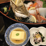 海鮮問屋 村上水産 鮮魚部 - お刺身定食
