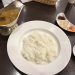 新宿中村屋 オリーブハウス - 新宿中村屋伝統のインドカリー